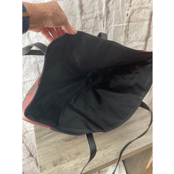 Victoria’s Secret Red & Black Plaid Tote Bag - Picture 6 of 12